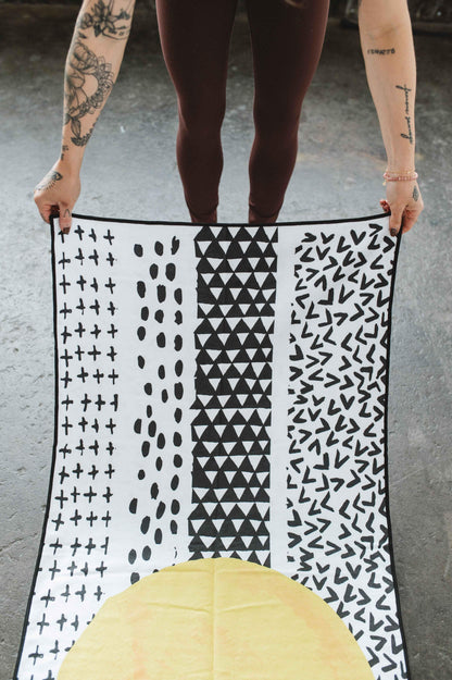 The Jagger Yoga Towel – Quick-Dry, Non-Slip, Eco-Friendly Hot Yoga Towel